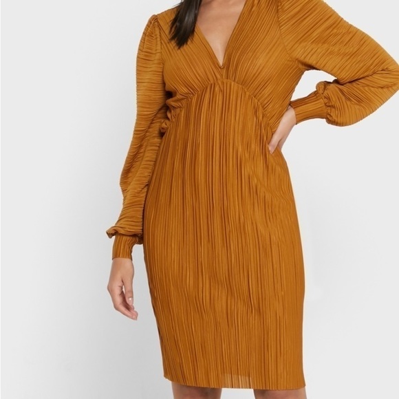 NWT. Vero Moda Small Balloon Sleeve Plisse Dress in Golden Brown . - Picture 6 of 13